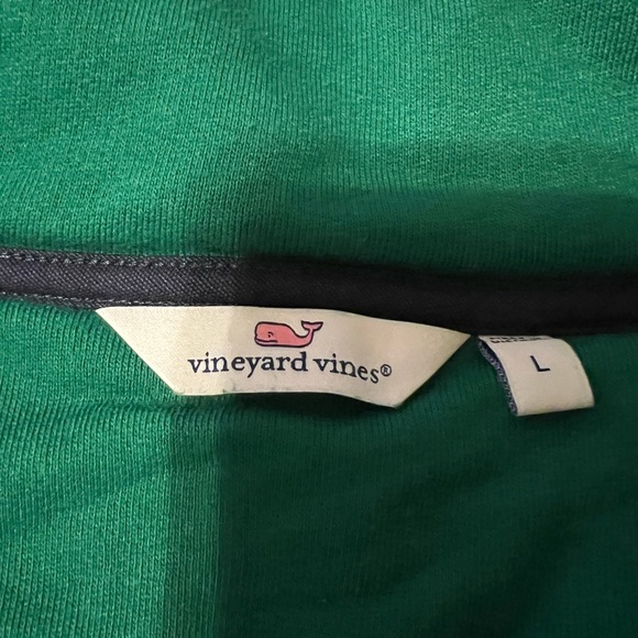 Women’s Vineyard Vines Shep quarter zip pull over, size large, green/navy. - Picture 4 of 4